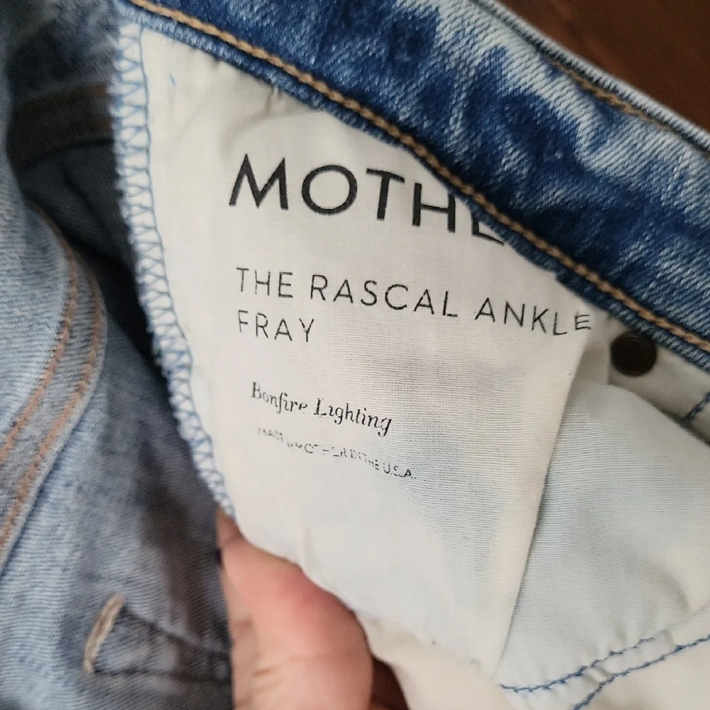 MOTHER Rascal Ankle Fray Jeans - Picture 10 of 12